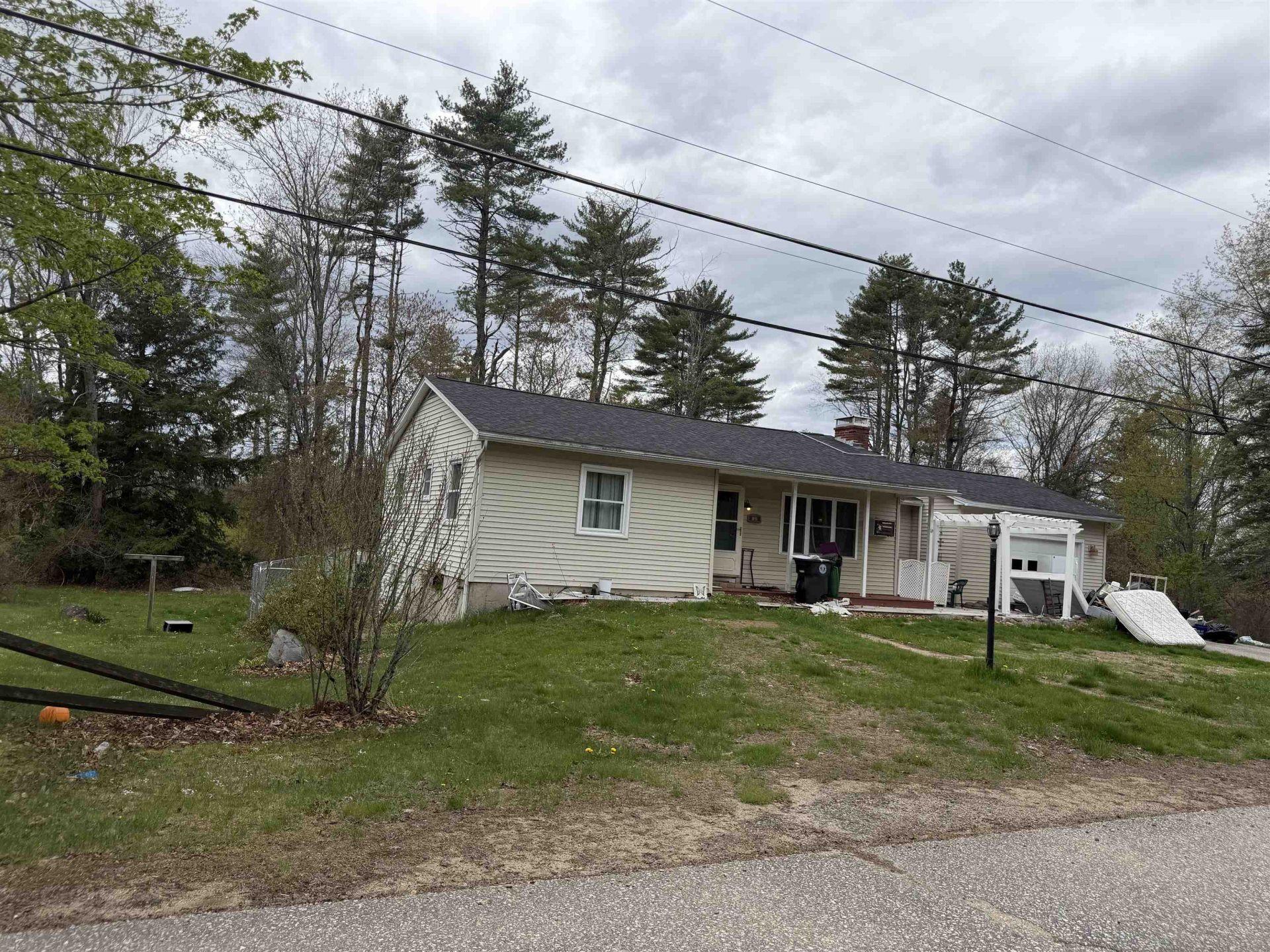 30 Hampshire Drive, Franklin, NH 03235 Main Photo