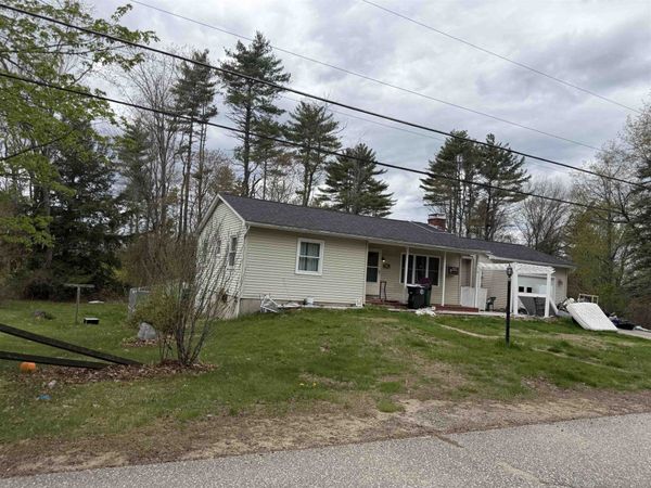 30 Hampshire Drive, Franklin, NH 03235