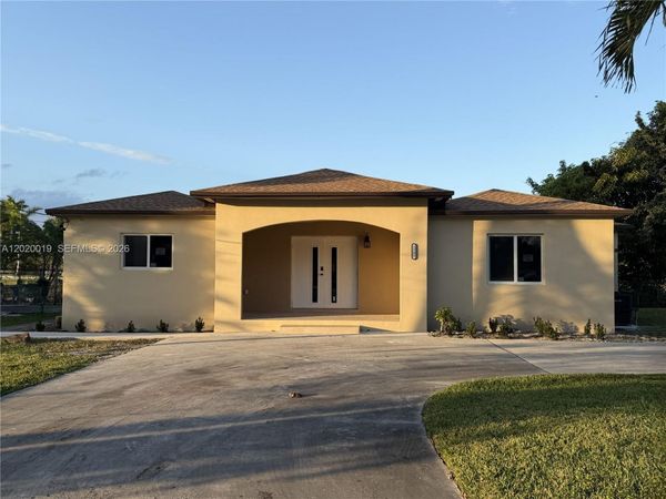 2295 NW 115th St , Miami, FL 33167