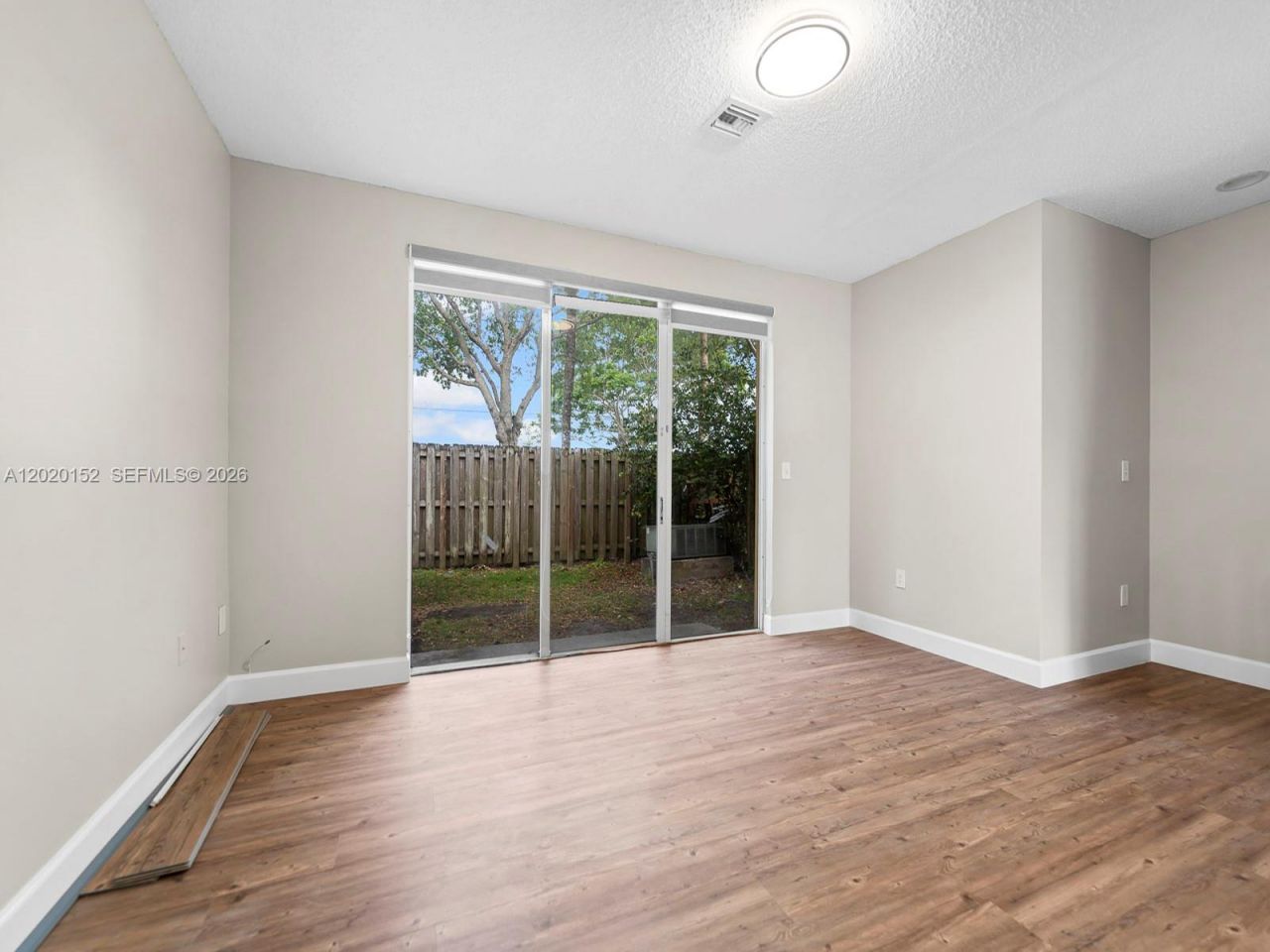 1049 NE 42nd Pl , Homestead, FL 33033 Photo
