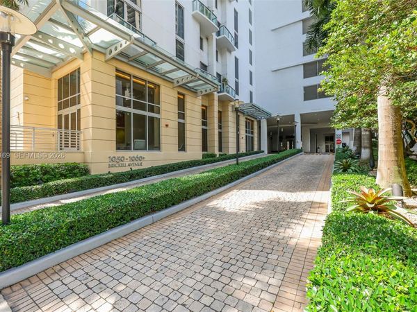 1050 Brickell Ave , Unit 2320, Miami, FL 33131