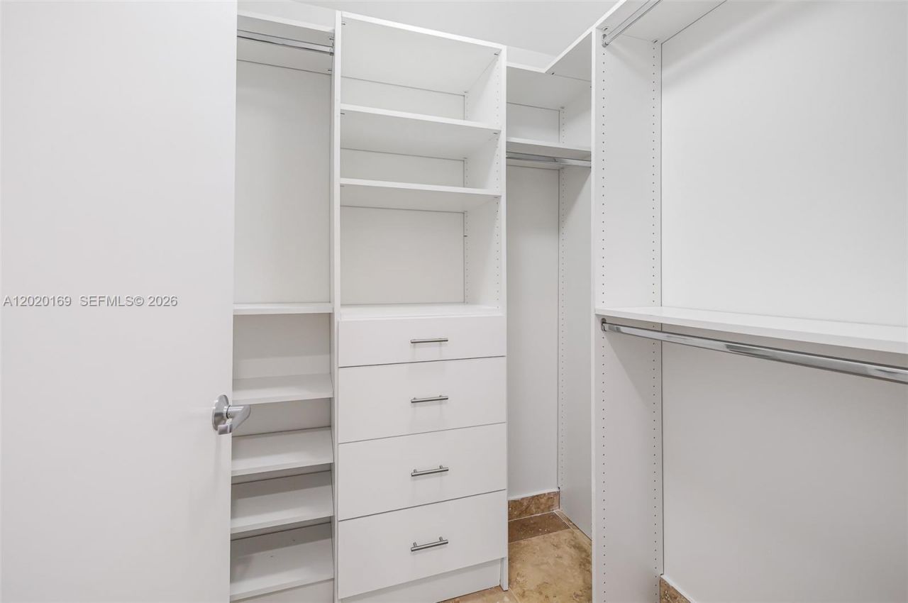 1050 Brickell Ave , Unit 2320, Miami, FL 33131 Photo