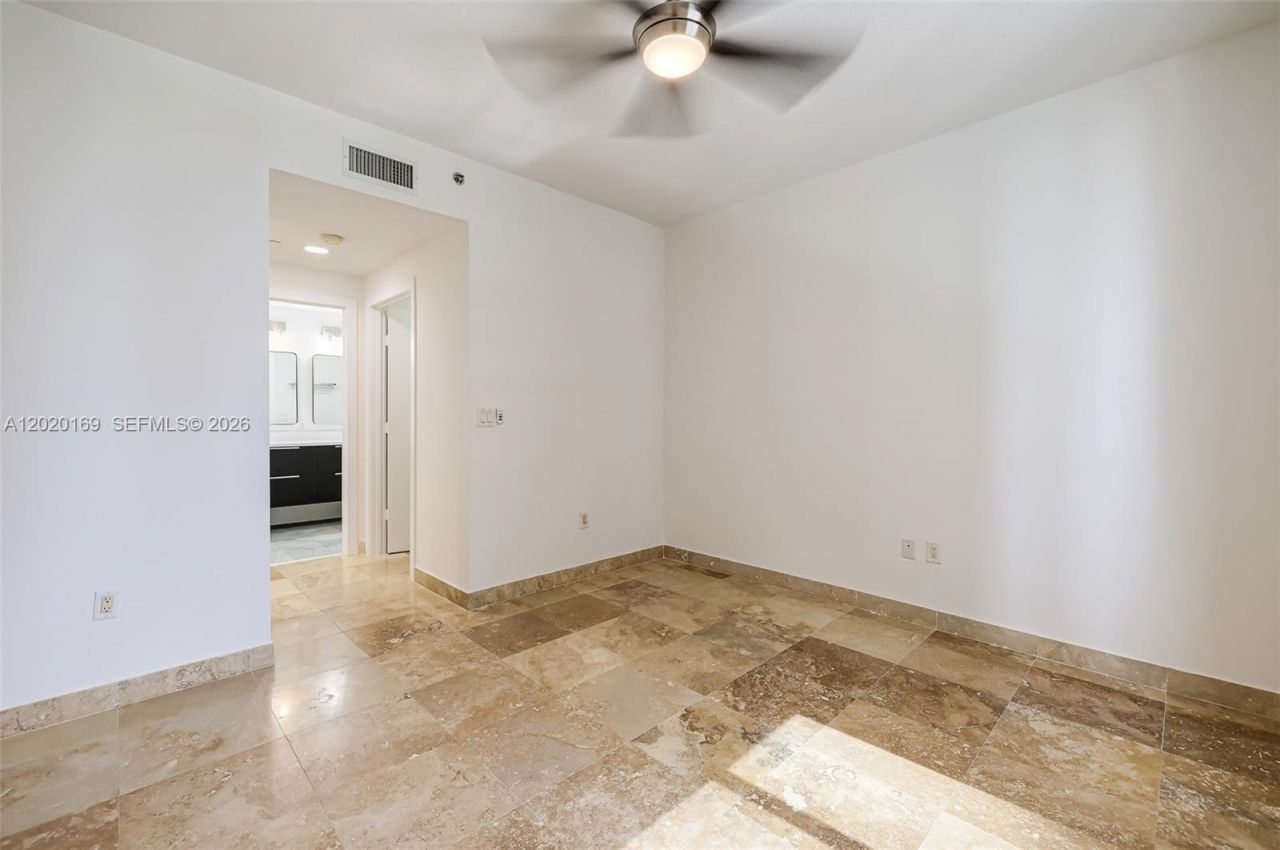 1050 Brickell Ave , Unit 2320, Miami, FL 33131 Photo