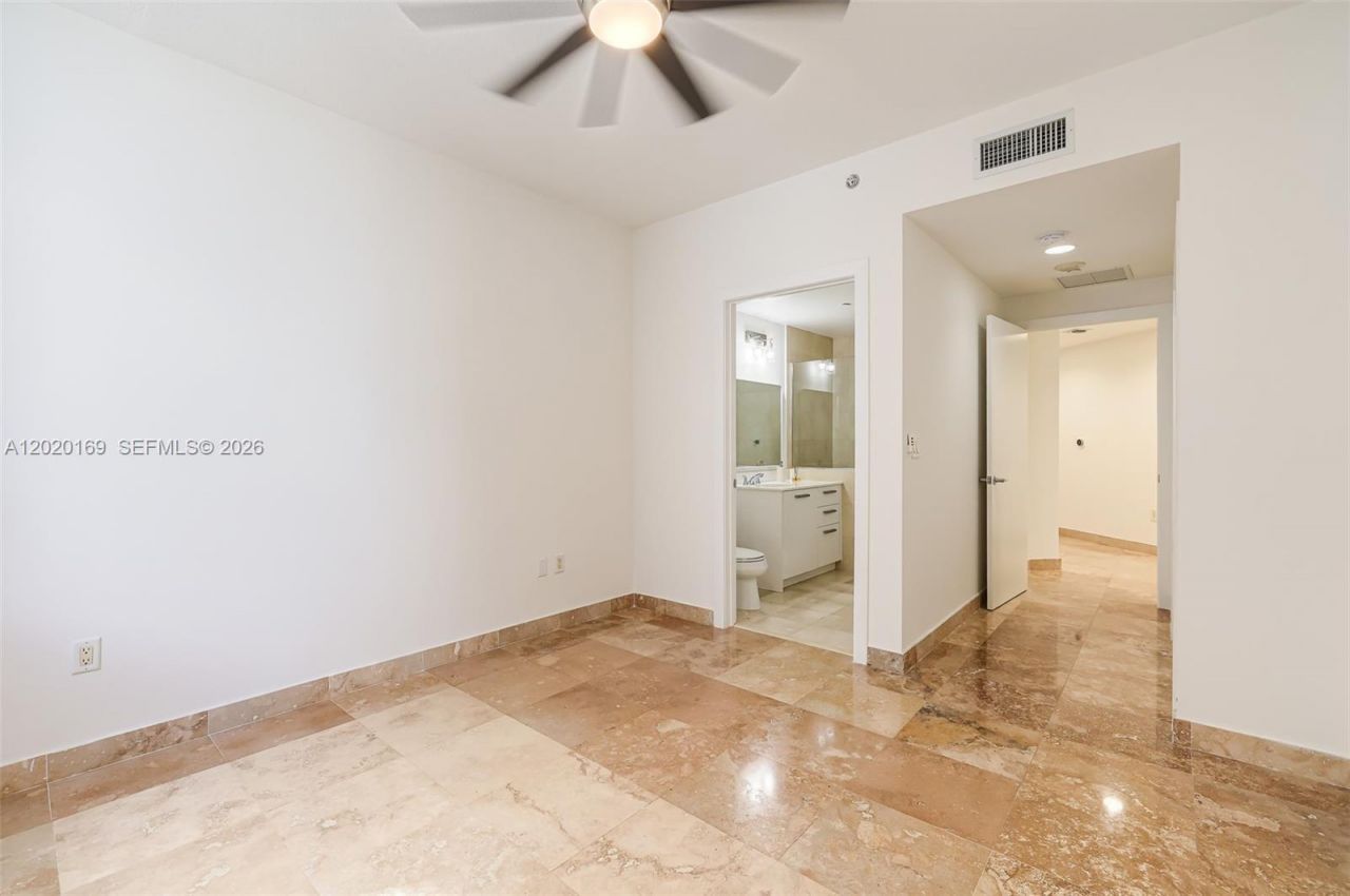 1050 Brickell Ave , Unit 2320, Miami, FL 33131 Photo