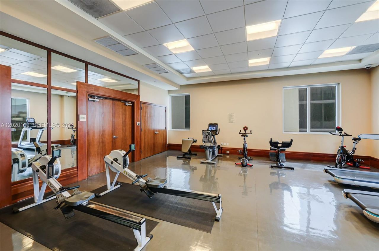 1050 Brickell Ave , Unit 2320, Miami, FL 33131 Photo