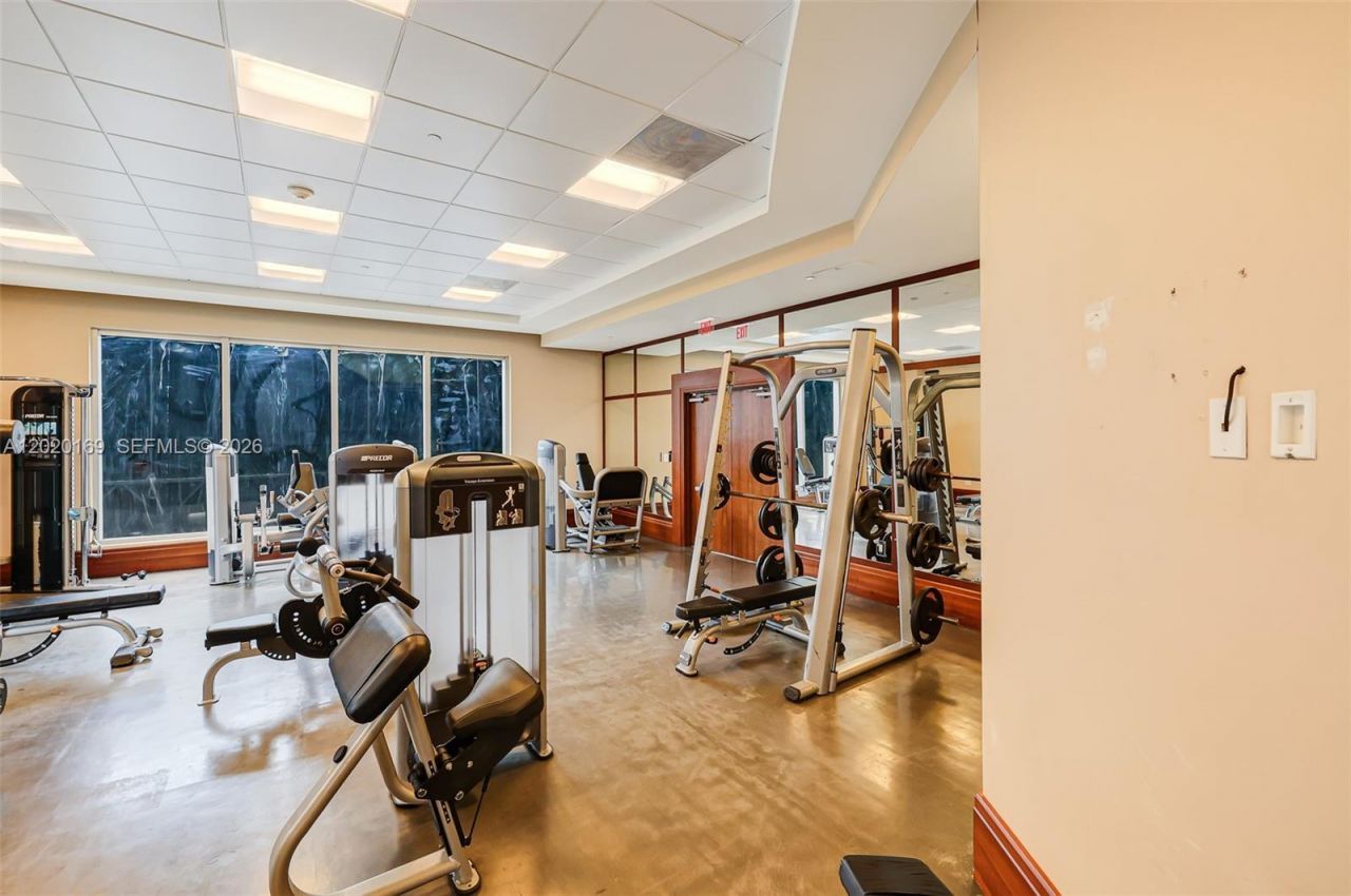 1050 Brickell Ave , Unit 2320, Miami, FL 33131 Photo
