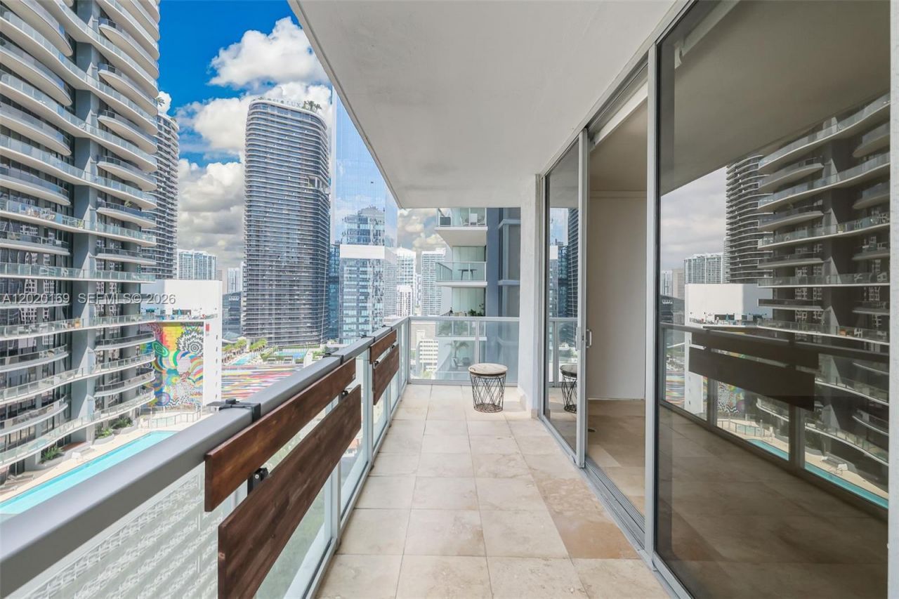 1050 Brickell Ave , Unit 2320, Miami, FL 33131 Photo
