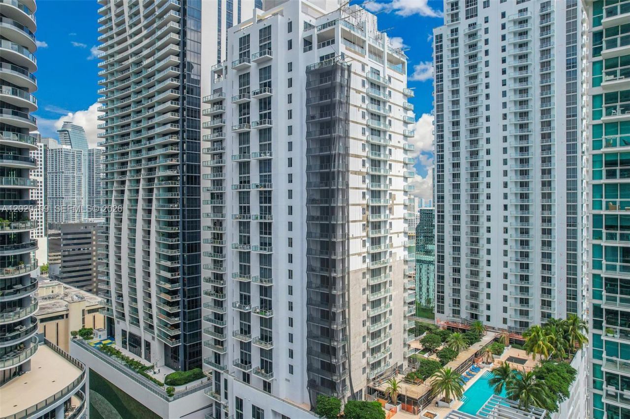 1050 Brickell Ave , Unit 2320, Miami, FL 33131 Photo