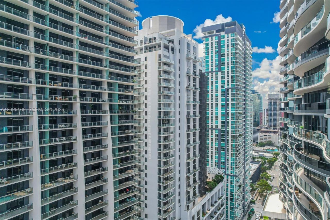 1050 Brickell Ave , Unit 2320, Miami, FL 33131 Photo