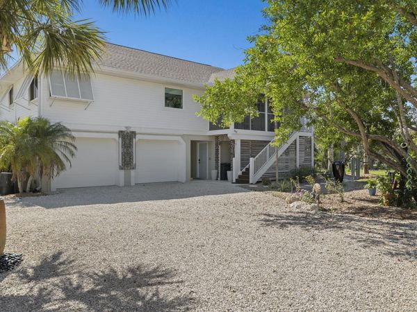 485 Peachtree Rd, Sanibel, FL 33957