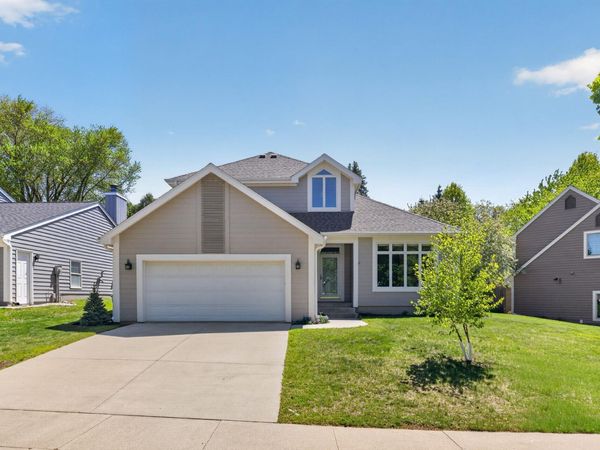 1052 Foxcroft Circle SW, Rochester, MN 55902