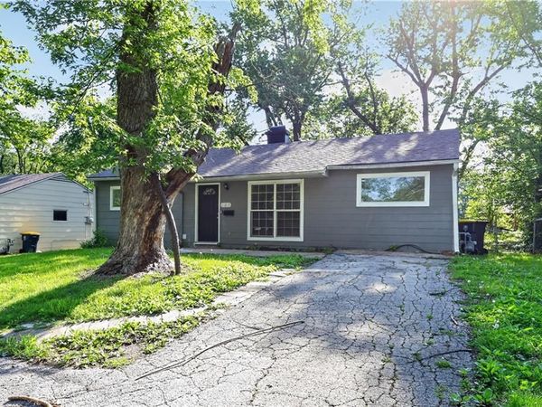 11217 PALMER Avenue, Kansas City, MO 64134