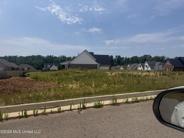 3144 Autumn Wind Drive, Hernando, MS 38632