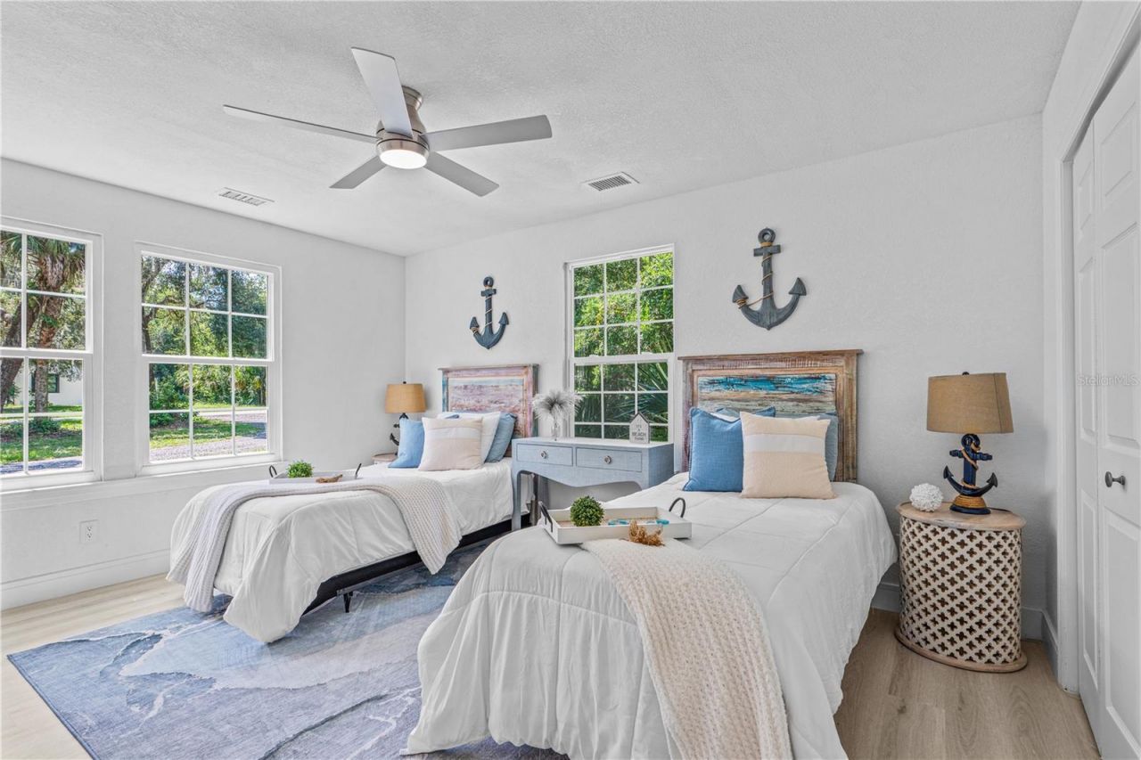 475 E Wisconsin Avenue, Orange City, FL 32763 Photo