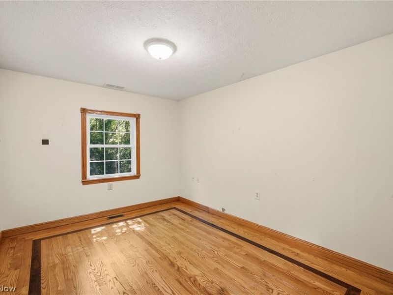 10137 Johnnycake Ridge Road, Concord Township, OH 44077 Photo 9