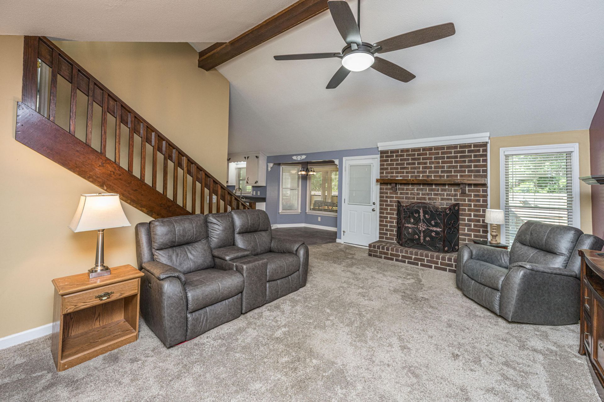 295 Forest Circle Photo 15