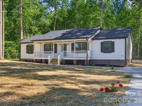 7312 Davis Country Road, Randleman, NC 27317