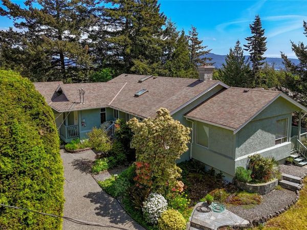2175 Firwood Pl, Sooke, BC V9Z 0N2