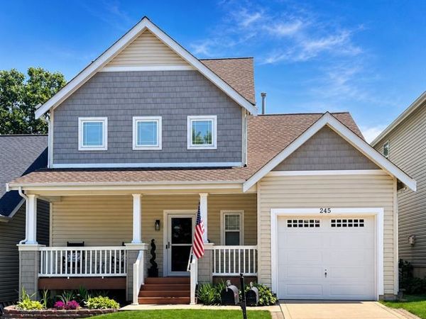 245 Montclair Tower Drive , St Charles, MO 63303