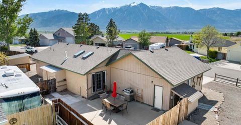 725 Addler Road, Gardnerville, NV 89460 Photo