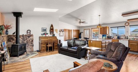 725 Addler Road, Gardnerville, NV 89460 Photo