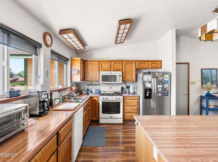725 Addler Road, Gardnerville, NV 89460 Photo