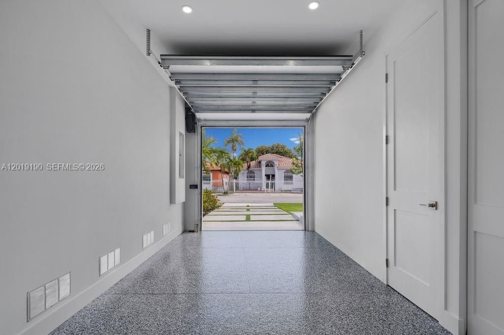 2265 SW 4 St , Miami, FL 33135 Photo