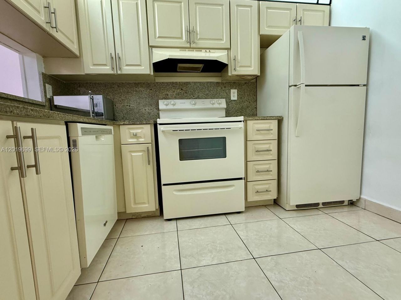 3470 Foxcroft Rd , Unit 204, Miramar, FL 33025 Photo