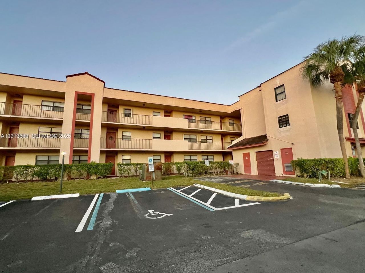 3470 Foxcroft Rd , Unit 204, Miramar, FL 33025 Photo