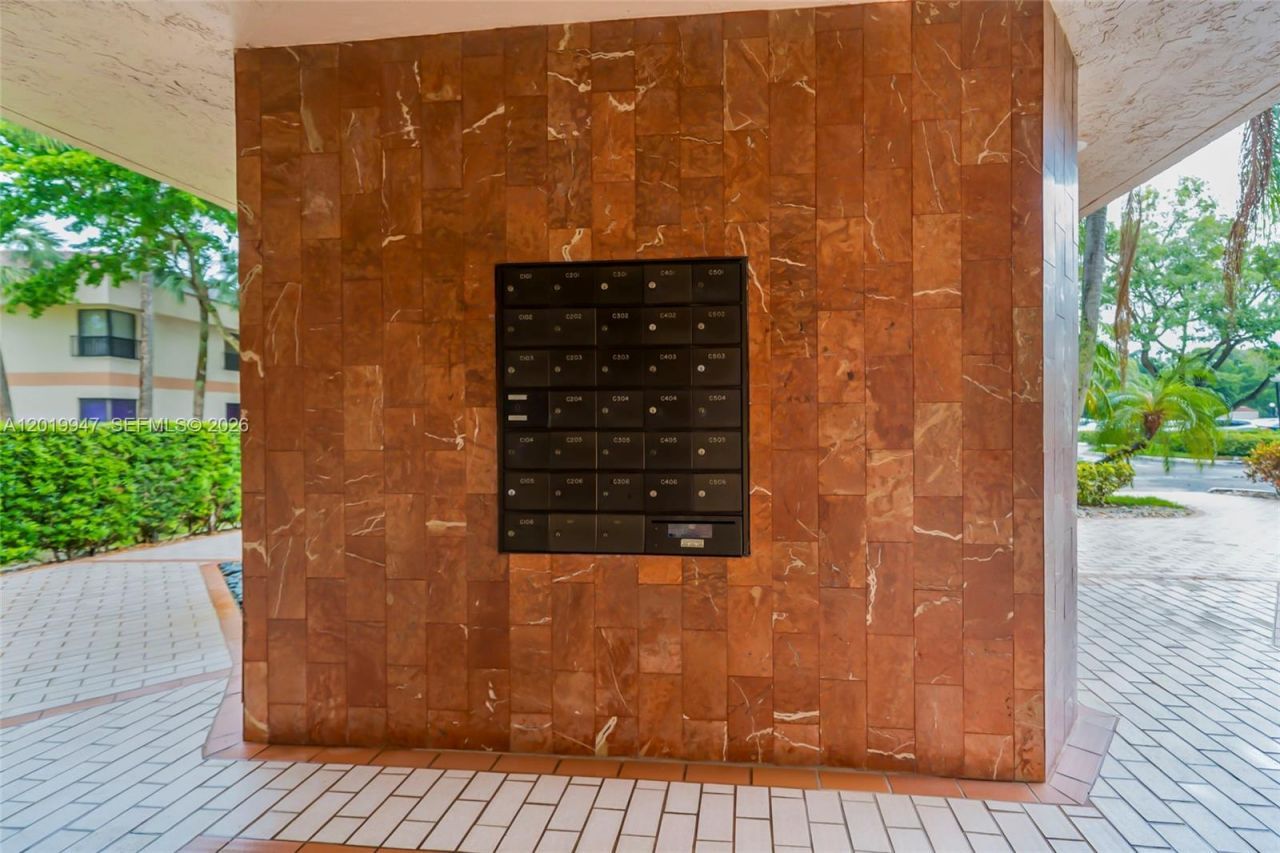 2768 Carambola Cir S, Unit 401, Coconut Creek, FL 33066 Photo