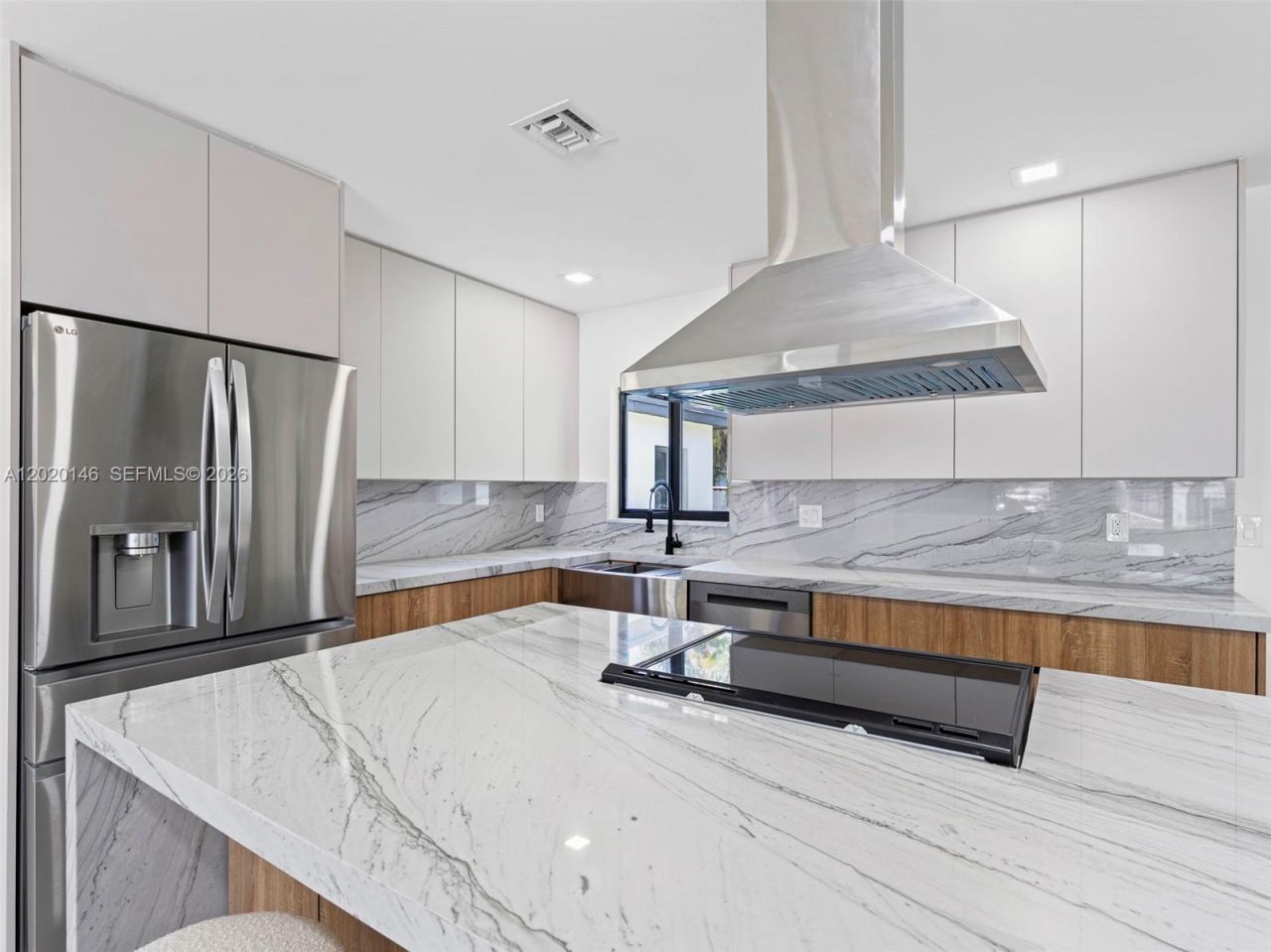 610 NE 164th Ter , Miami, FL 33162 Photo