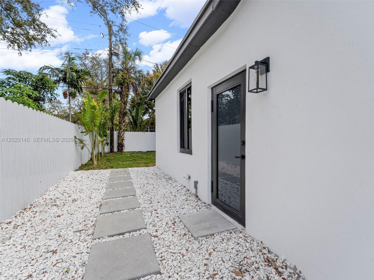 610 NE 164th Ter , Miami, FL 33162 Photo