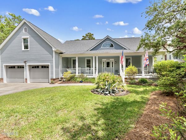 1016 Captain Adkins Drive SE, Southport, NC 28461