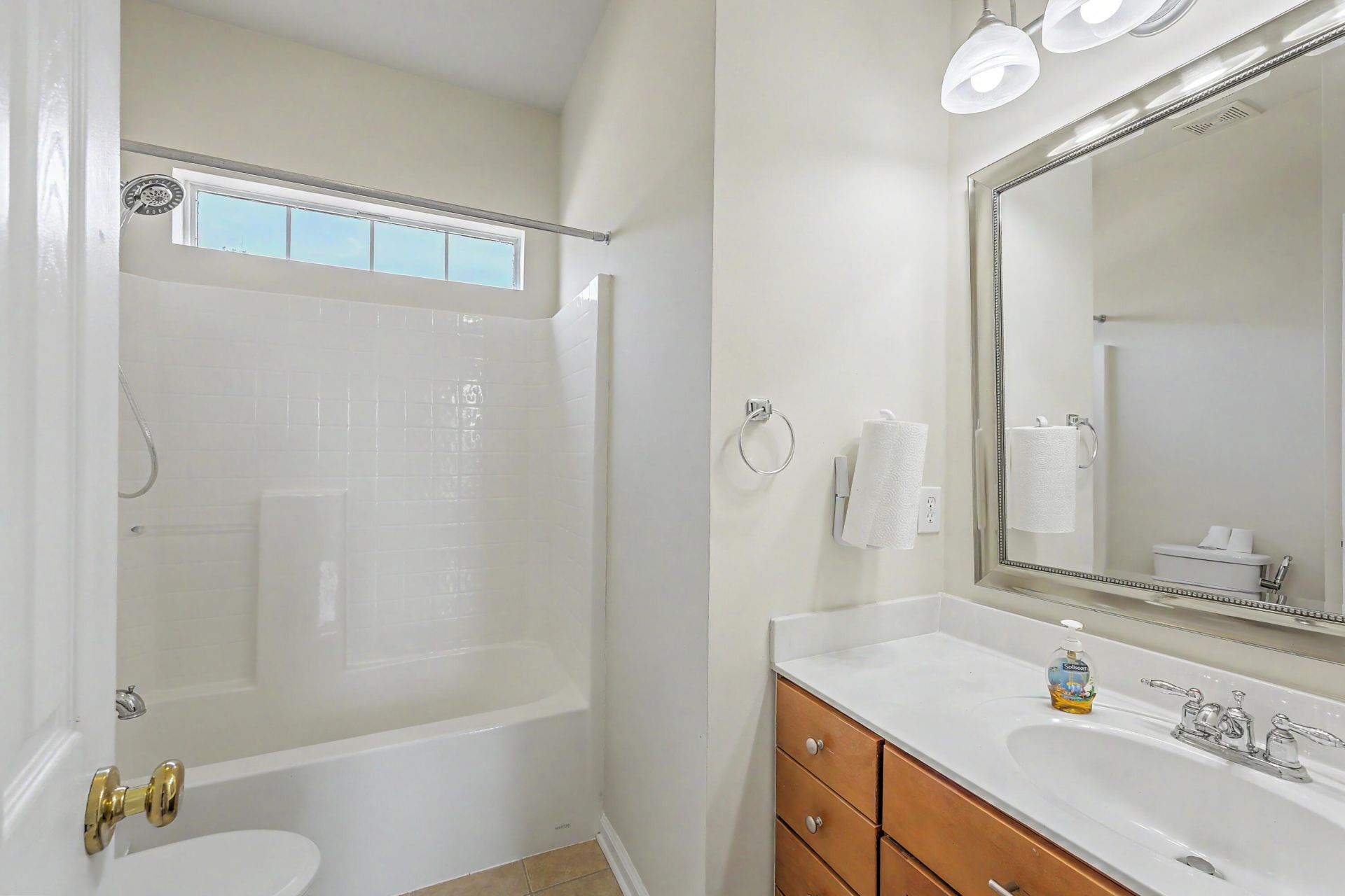 100 Cottage Path Lane Photo 18