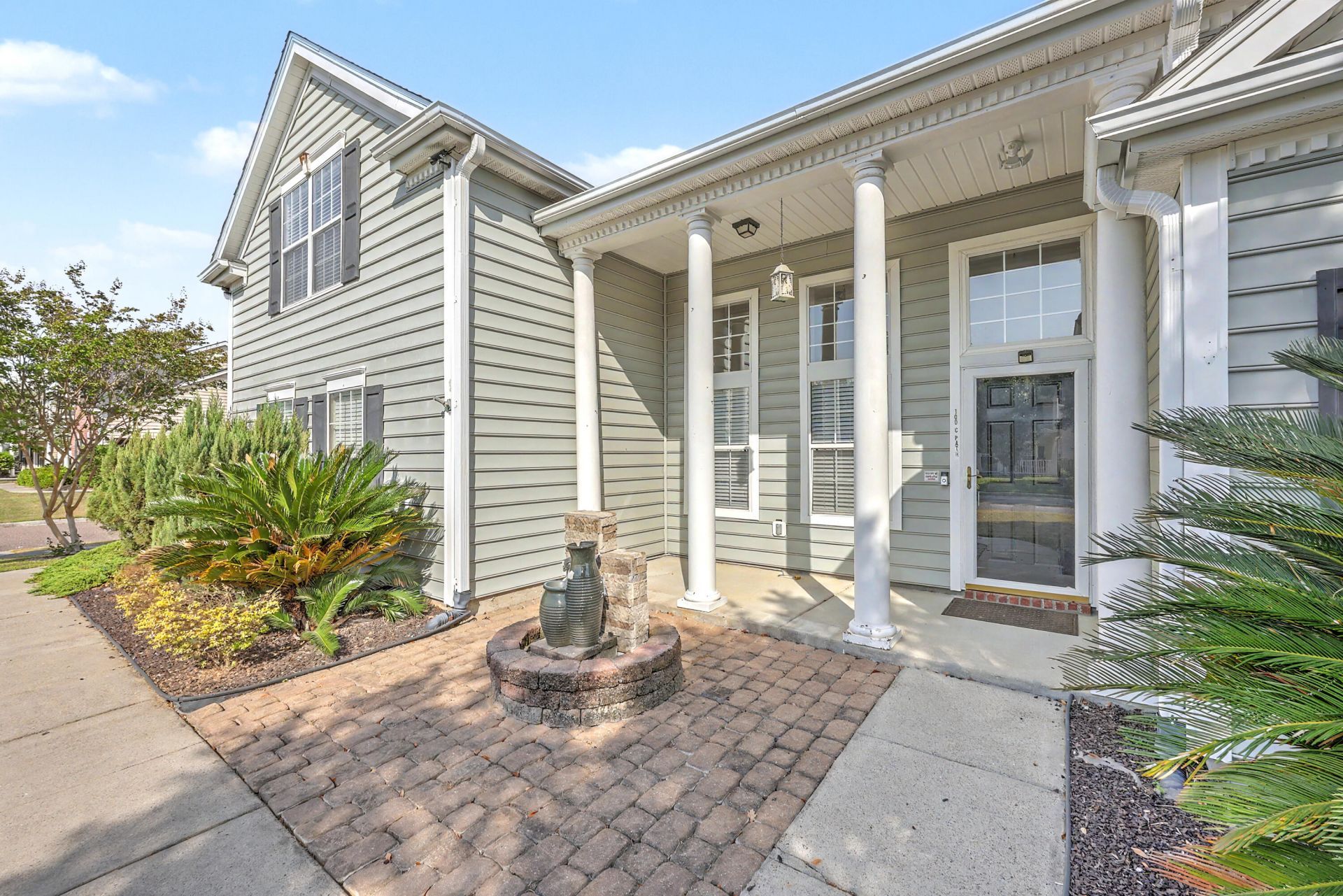 100 Cottage Path Lane Photo 5