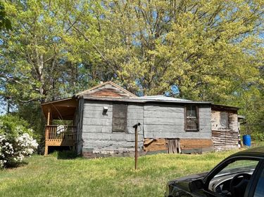 2402 Bedford Highway, Lynch Station, VA 24571