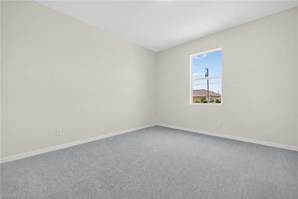 2105 NW 4th St, Cape Coral, FL 33993 Photo