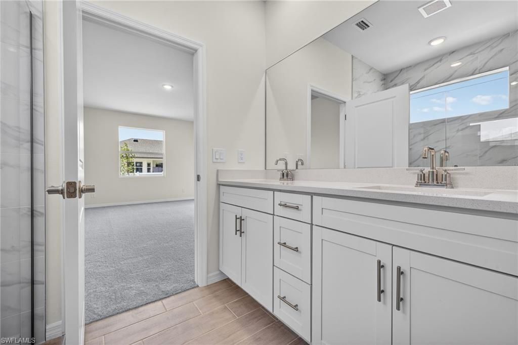 2105 NW 4th St, Cape Coral, FL 33993 Photo