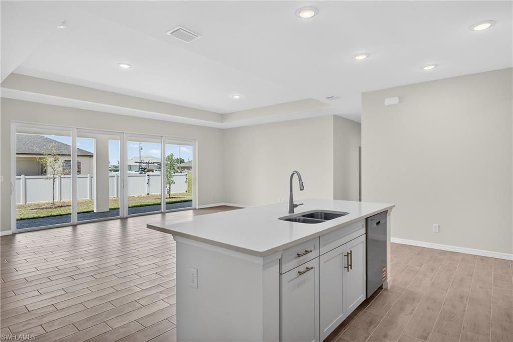 2105 NW 4th St, Cape Coral, FL 33993 Photo