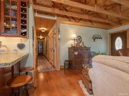 2891 Oakland Avenue, South Lake Tahoe, CA 96150 Photo