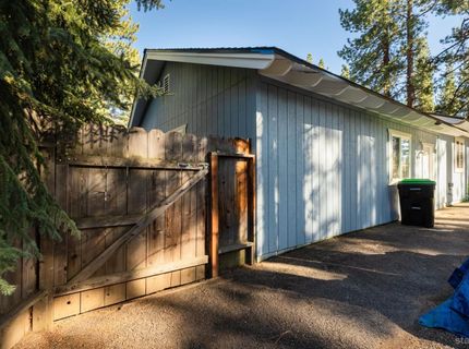 2891 Oakland Avenue, South Lake Tahoe, CA 96150 Photo