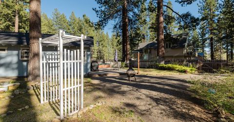 2891 Oakland Avenue, South Lake Tahoe, CA 96150 Photo