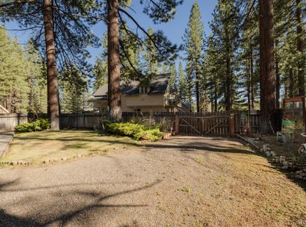 2891 Oakland Avenue, South Lake Tahoe, CA 96150 Photo