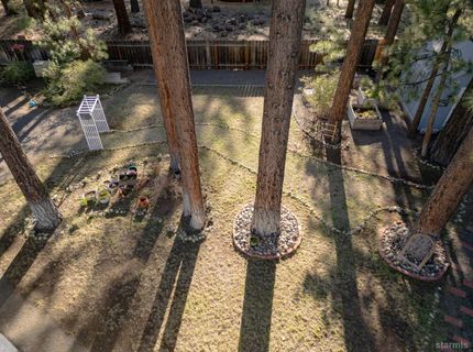 2891 Oakland Avenue, South Lake Tahoe, CA 96150 Photo