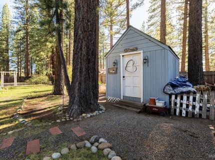 2891 Oakland Avenue, South Lake Tahoe, CA 96150 Photo