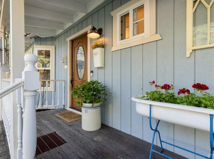 2891 Oakland Avenue, South Lake Tahoe, CA 96150 Photo