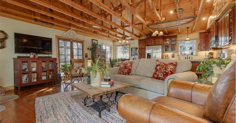 2891 Oakland Avenue, South Lake Tahoe, CA 96150 Photo