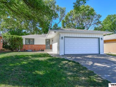 5511 Glade Street , Lincoln, NE 68506