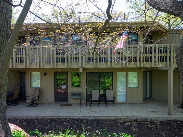 403 Deerpath - W, Unit F, Fontana, WI 53125