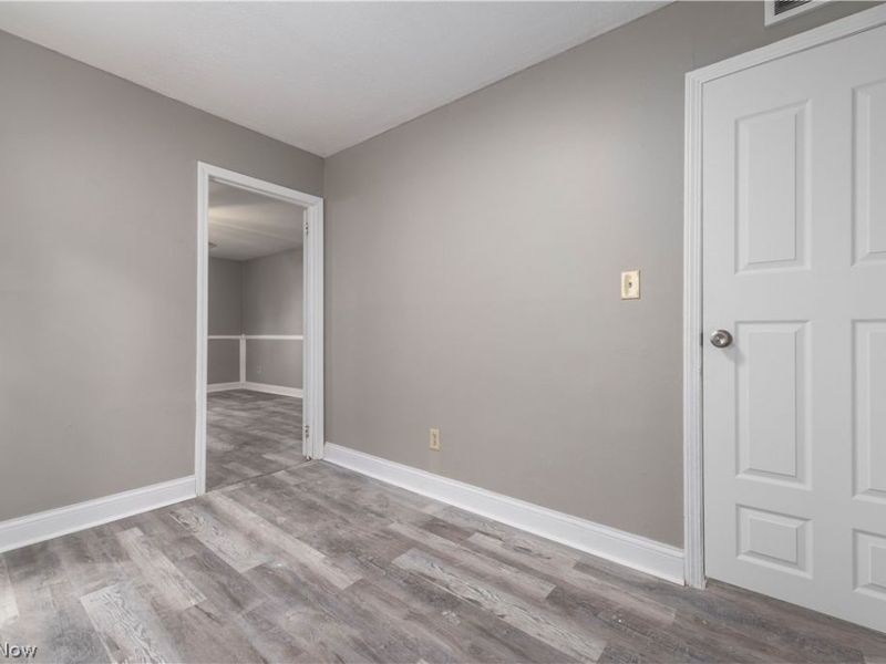 12506 Matherson Avenue, Cleveland, OH 44135 Photo 27